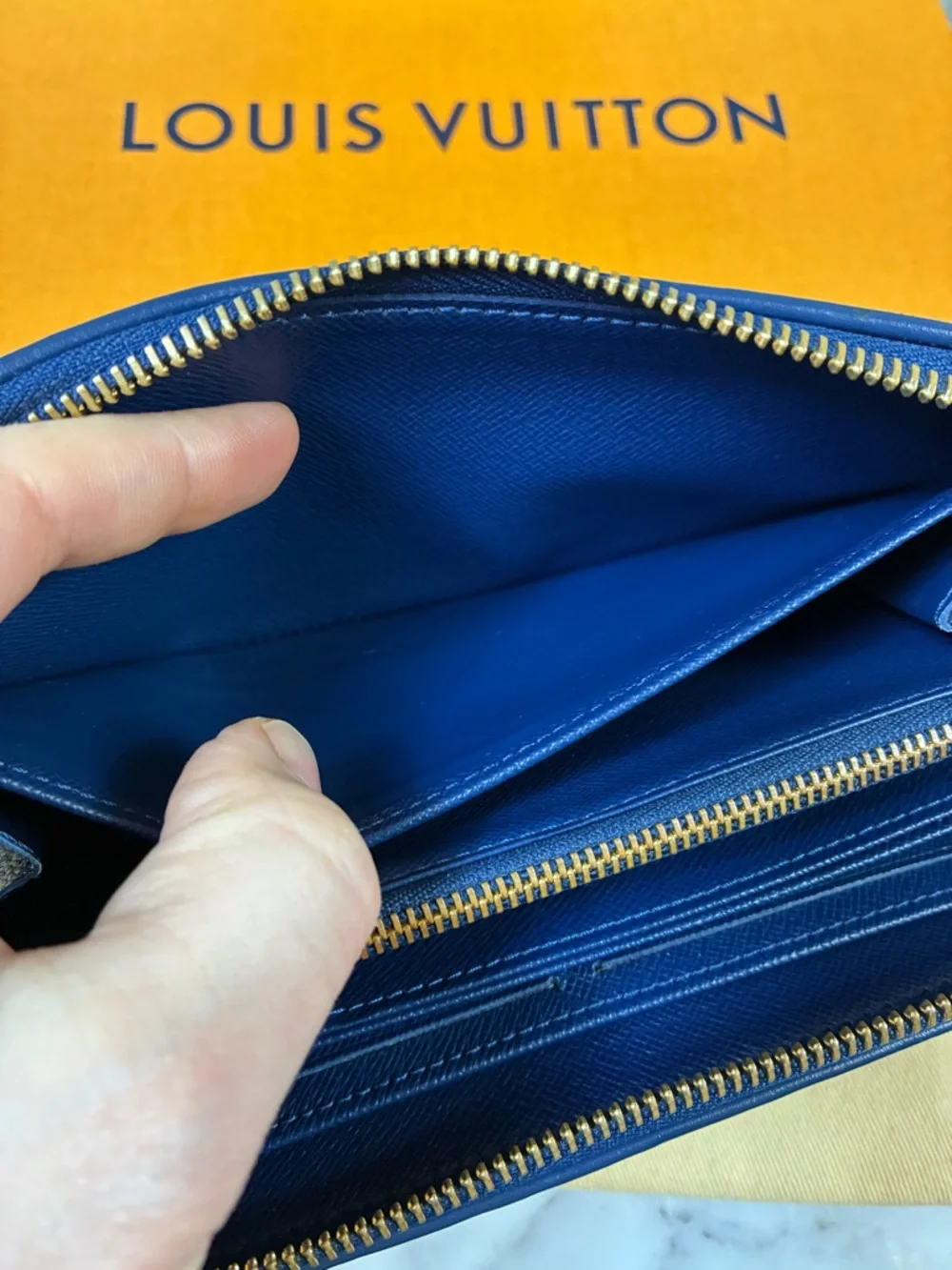 Louis Vuitton Blue Denim Monogram Long Zippy Wallet - Excellent Pre-Loved EUC - Picture 11 of 16